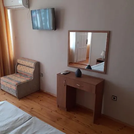 смокиня Guest house Obzor