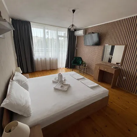 Guest house смокиня